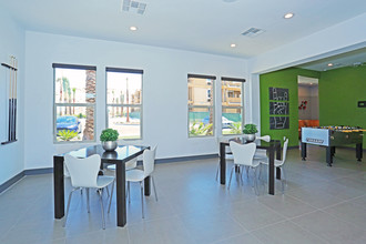 THE GALLERY APARTMENT HOMES in Las Vegas, NV - Building Photo - Interior Photo