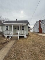 724 E Gift Ave in Peoria, IL - Building Photo