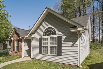 7118 Rumple Rd in Charlotte, NC - Building Photo - Building Photo