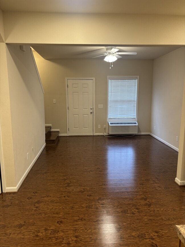 136 E Center Town Dr, Unit 136