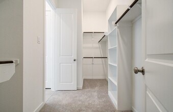 11122 Swamp Edge Ln in Cypress, TX - Building Photo - Building Photo