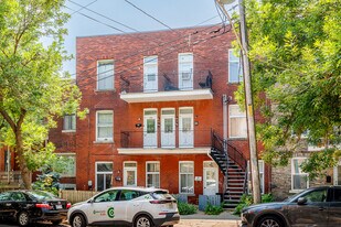 810 Desnoyers Rue in Montréal, QC - Building Photo