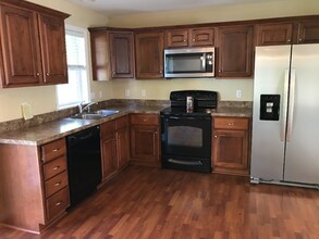 131 Whisper Ridge Dr in Port Matilda, PA - Building Photo - Building Photo