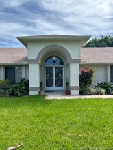 2109 NE Ginger Terrace in Jensen Beach, FL - Building Photo - Building Photo