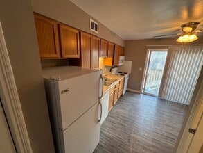 Covington Place in Peoria, IL - Foto de edificio - Building Photo