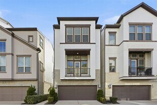 819 Algona Ave in Houston, TX - Building Photo