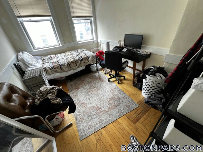 property at 161 Endicott St