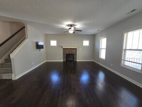 202 Captain Harbor in Sanford, NC - Building Photo - Building Photo