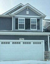 1763 Baler Ave in Aurora, IL - Building Photo