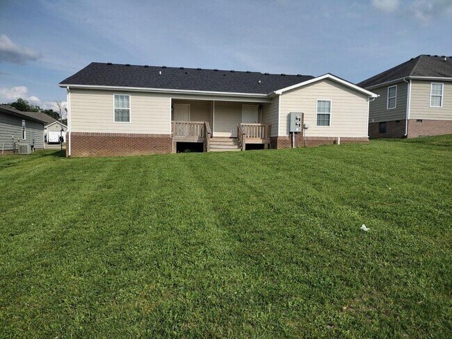 8022 Wilburn Way, Unit 8022 in Richmond, KY - Building Photo - Building Photo