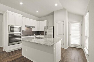 120 Riverhill Dr in Georgetown, TX - Building Photo - Building Photo