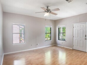 1004 Charlotte St in Austin, TX - Building Photo - Building Photo