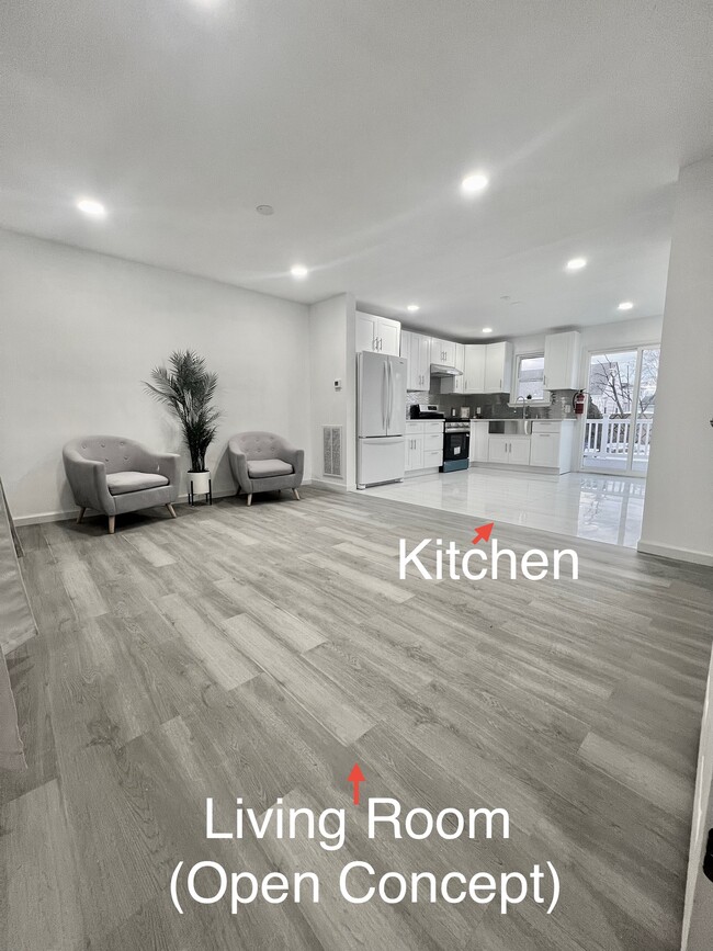 67 Avenue A, Unit 1 in Lodi, NJ - Building Photo - Building Photo