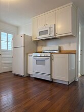 82 Woodbine St, Unit 2nd floor in Torrington, CT - Foto de edificio - Building Photo