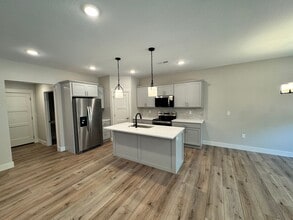 4639 Pierce Dr in Manhattan, KS - Building Photo - Building Photo