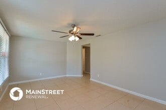 4427 E Drake Blvd in Bradenton, FL - Building Photo - Building Photo