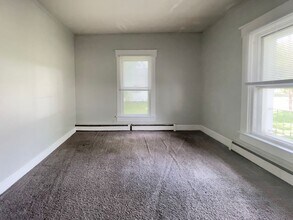 1515 W Main St in Muncie, IN - Foto de edificio - Building Photo