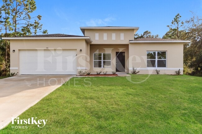 property at 546 Warwick St SE