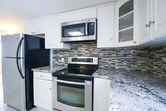 1230 Notting Hill Ave in Ottawa, ON - Building Photo - Building Photo