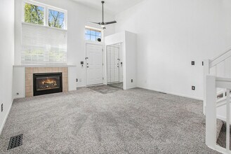 1947 Lindsay Ln in Ann Arbor, MI - Building Photo - Building Photo