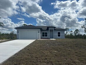 1083 Breckinridge Ave in Lake Placid, FL - Building Photo - Building Photo