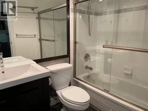 1367 Alberni St in Vancouver, BC - Building Photo - Building Photo