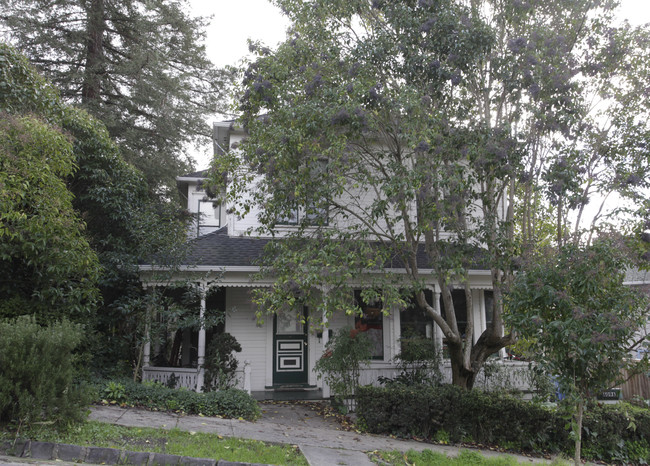 609 Galland St in Petaluma, CA - Building Photo - Building Photo