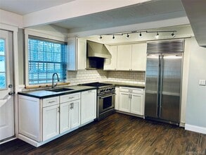 30 Mayflower Ln in East Setauket, NY - Building Photo - Building Photo