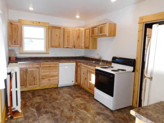 1625 Hewitt Ave, Unit apt 2 in St. Paul, MN - Building Photo - Building Photo