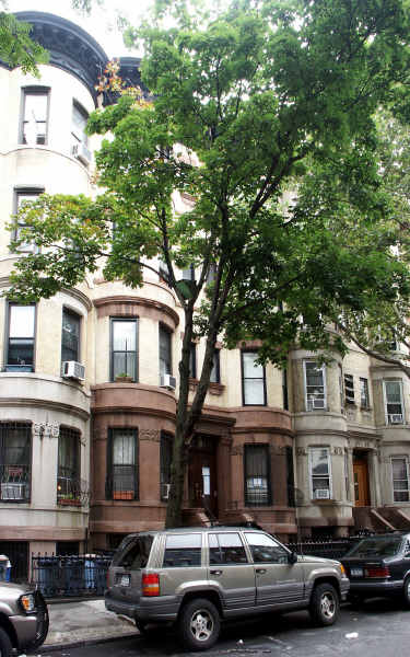 705 Carroll St in Brooklyn, NY - Foto de edificio