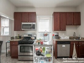 44 Cameron Ave, Unit 1 in Somerville, MA - Building Photo