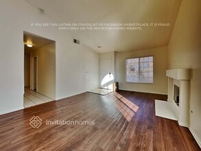 3140 Crowne Dr in Palmdale, CA - Foto de edificio - Building Photo