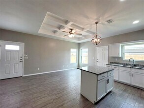 2109 Stauffers St-Unit -3 in Weslaco, TX - Building Photo - Building Photo