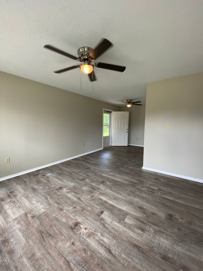 45 Arnold Rd SE in Statham, GA - Building Photo - Building Photo
