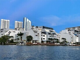 440 Poinciana Island Dr, Unit 1615 in Sunny Isles Beach, FL - Building Photo