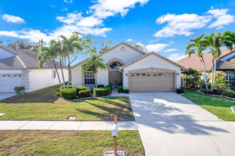 1883 Oak Berry Cir in Wellington, FL - Building Photo - Building Photo