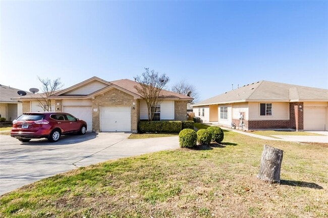 property at 2808 Southampton Way