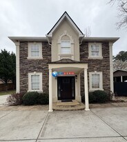 4529 Thompson Mill Rd in Buford, GA - Building Photo