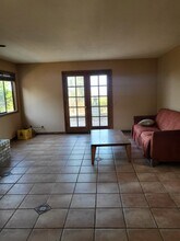 658 Coronado Hills Dr in San Marcos, CA - Foto de edificio - Building Photo