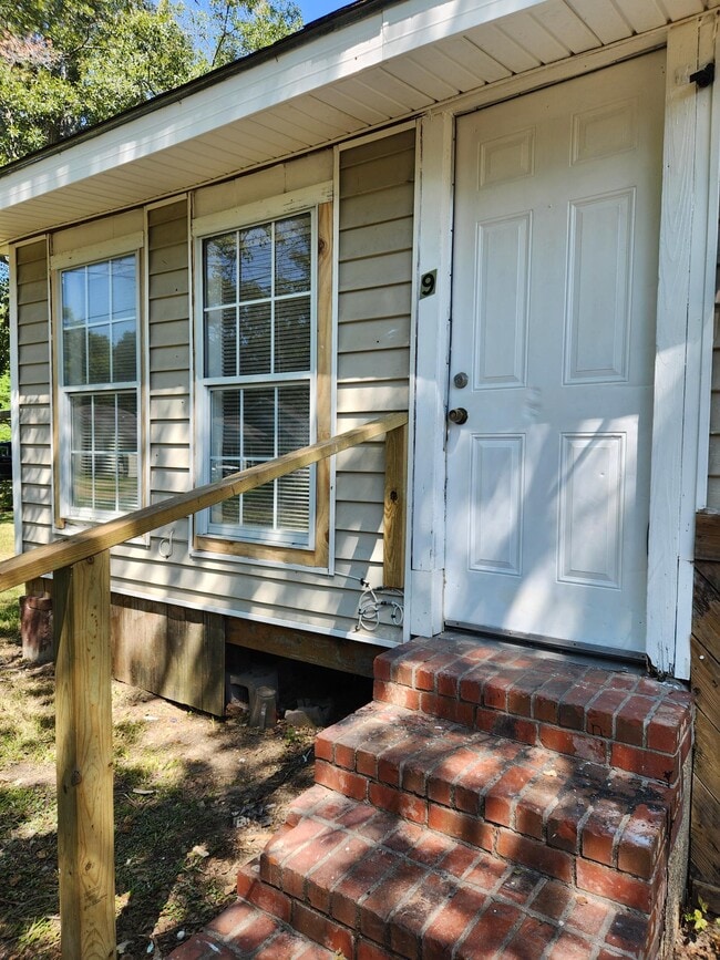 property at 4935 Clayton Dr