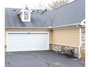 3204 Village Ln in Roswell, GA - Foto de edificio - Building Photo