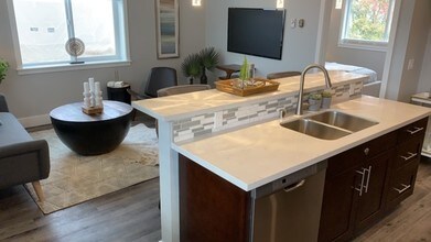 Highridge Apartment Homes Everett Wa Apartments