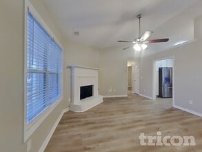 449 Sarah's Ln in Locust Grove, GA - Building Photo - Building Photo