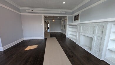 5028 W Lawrence Ave, Unit 2 in Chicago, IL - Building Photo - Building Photo