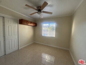 319 N Coronado St in Los Angeles, CA - Building Photo - Building Photo