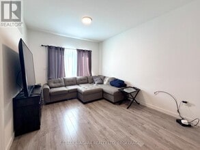 29 Waterleaf Trl in Welland, ON - Building Photo - Building Photo