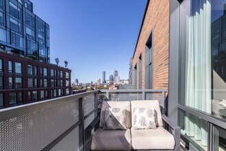 32 Traveler St in Boston, MA - Building Photo - Building Photo