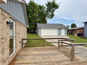 337 W Cattle Dr in Onalaska, TX - Building Photo - Building Photo