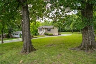 112 River Rd in Hendersonville, TN - Building Photo - Building Photo