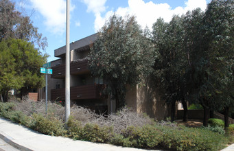 2924 F St in San Diego, CA - Foto de edificio - Building Photo